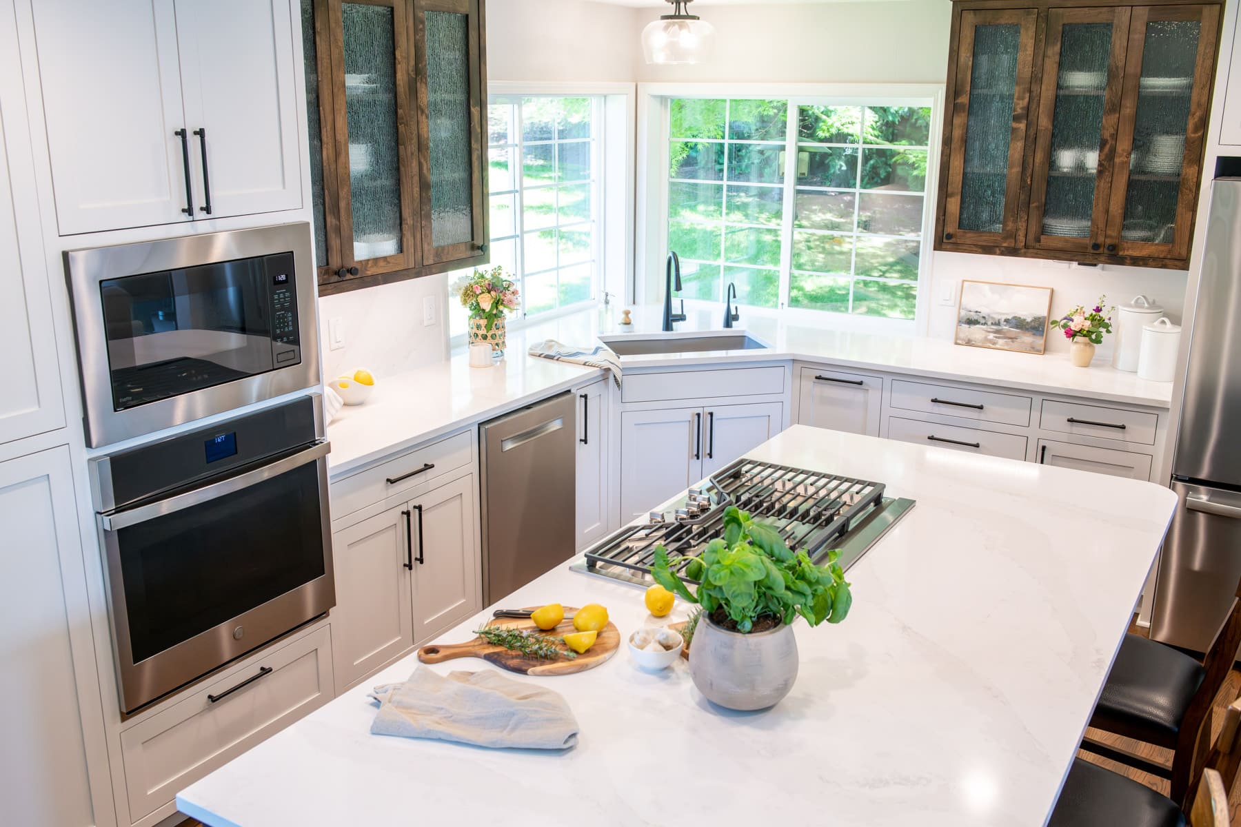 Transitional Kitchen Remodel in Corvallis, OR by Schweitzer Design & Build project photo 4