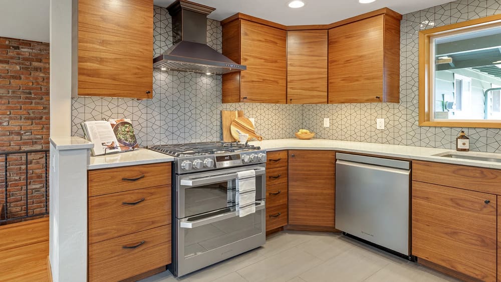 Contemporary Kitchen Remodel by Schweitzer Design & Build — Project 2 project photo 3
