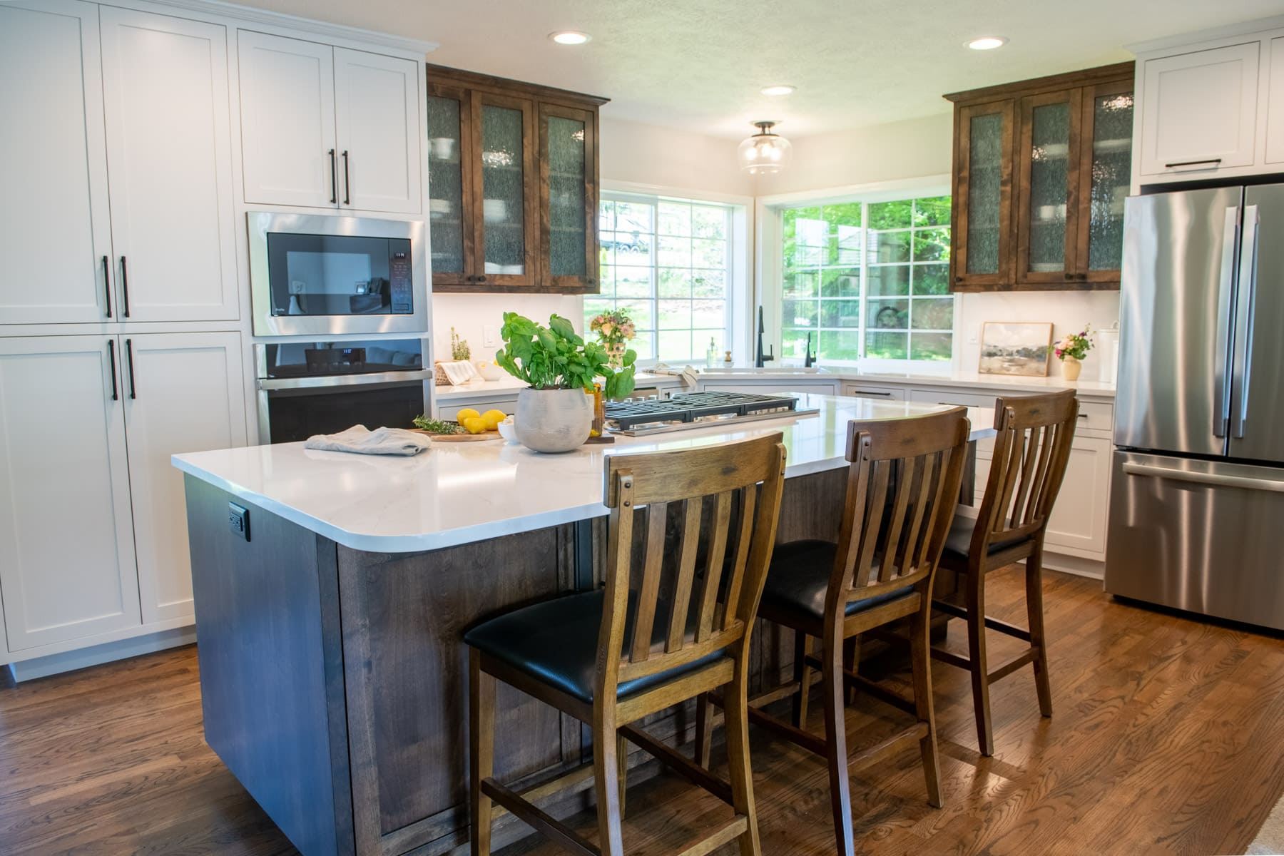 Transitional Kitchen Remodel in Corvallis, OR by Schweitzer Design & Build project photo